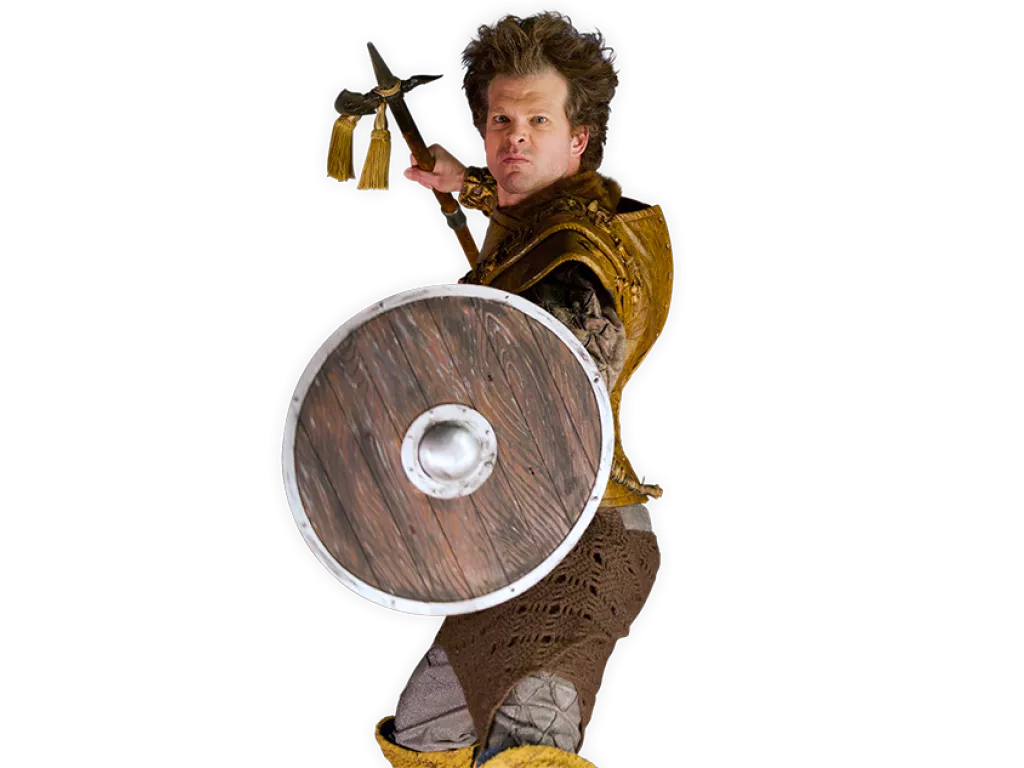 Viking Axel holding a spear and wooden shield