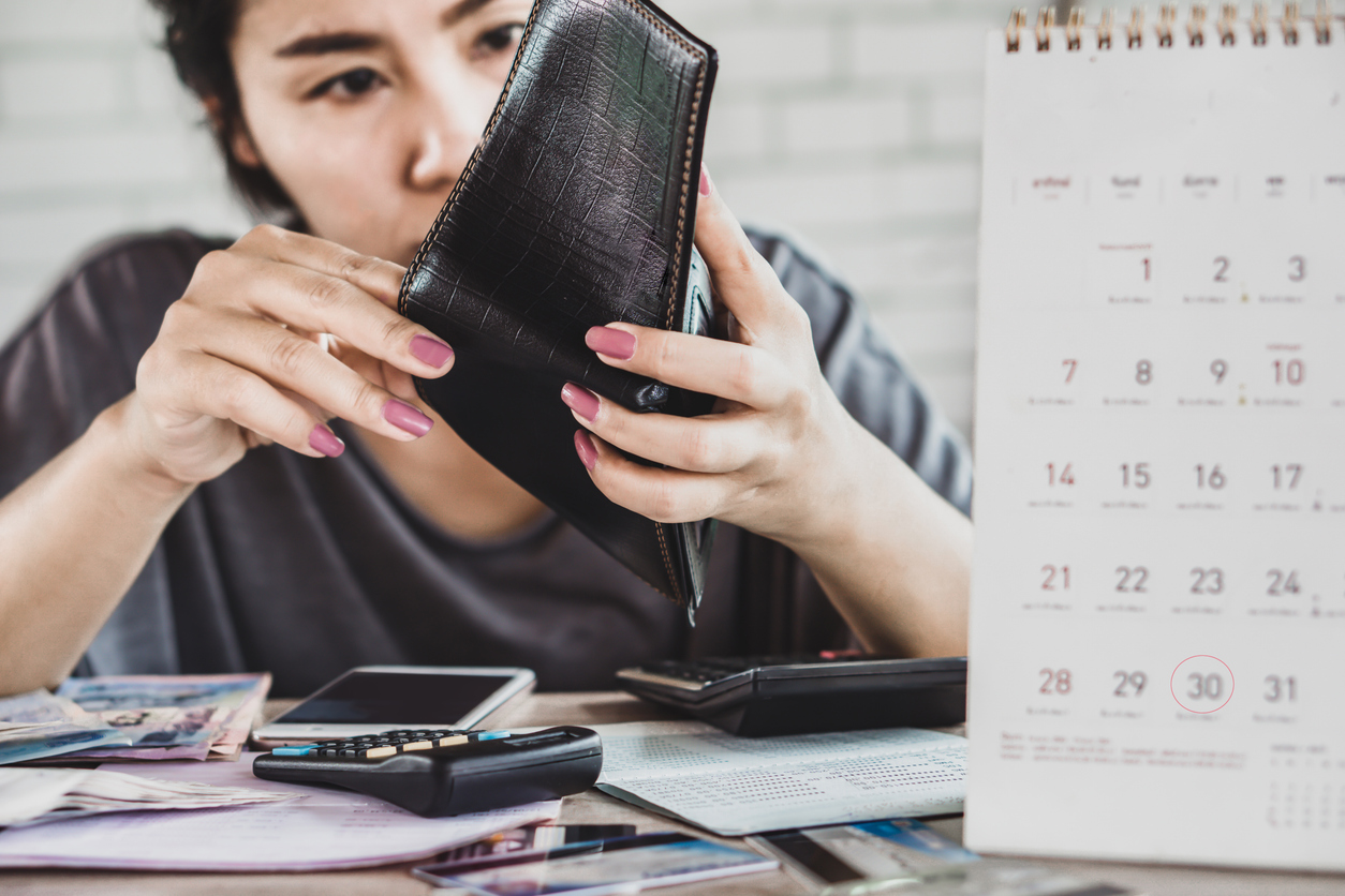 How to Get Out of Payday Loan Debt - JG Wentworth