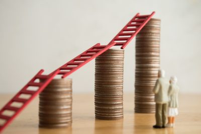 Ladders and coins. Life contingent structured settlement concept