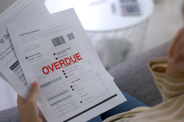 Past due debt - delinquent debt