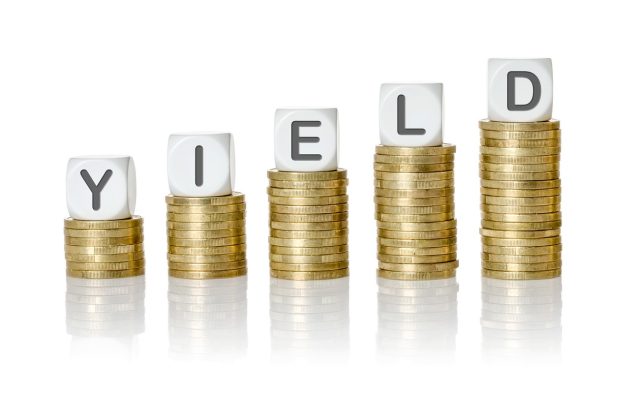 Coin stacks with letter dice - Yield