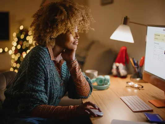 woman at computer shopping online